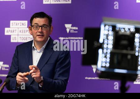 Melbourne, Australien, 26. September 2020. Premier Daniel Andrews spricht bei einer Pressekonferenz im Treasury Theatre am 26. September 2020 in Melbourne, Australien, zu den Medien. Victorias Gesundheitsministerin Jenny Mikakos ist am Samstag nach der Quarantäneuntersuchung des Hotels zurückgetreten. Premier Daniel Andrews gab am letzten Tag der Untersuchung am Freitag Beweise und sagte, er betrachtete Jenny Mikakos für das Programm verantwortlich, das schließlich zu Victorias COVID-19 zweite Welle führte.Quelle: Dave Hewison/Alamy Live News Stockfoto