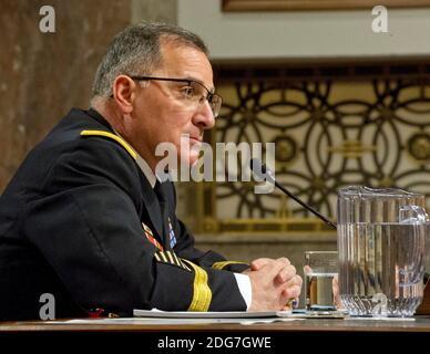 US-Armeegeneral Curtis M. Scaparrotti, Kommandant des U.S. European Command / Supreme Allied Commander, Europa, bezeugt vor dem US-Senatsausschuss für bewaffnete Dienste das 'US European Command' auf dem Capitol Hill in Washington, DC, USA, am Donnerstag, den 23. März 2017. Foto von Ron Sachs/CNP/ABACAPRESS.COM Stockfoto