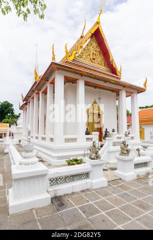 Im Wat Borom Niwat Gelände in Bangkok, Thailand Stockfoto