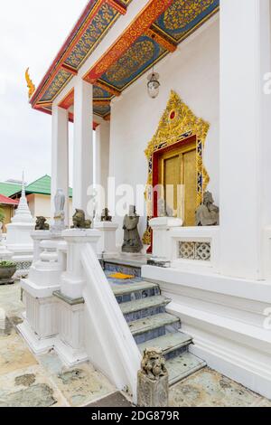 Im Wat Borom Niwat Gelände in Bangkok, Thailand Stockfoto