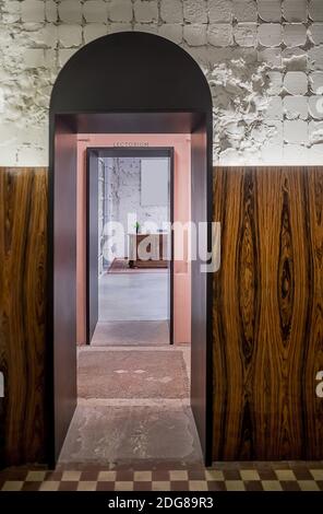 Saal im Loft-Stil Stockfoto