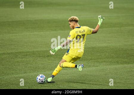 Minnesota United Torwart Dayne St. Clair (97) tritt den Ball in der zweiten Hälfte des MLS Western Conference Finals gegen die Seattle Sounde Stockfoto