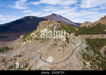 Luftaufnahme der wunderschönen Landschaft des Nationalparks El Teide, Teneriffa Stockfoto