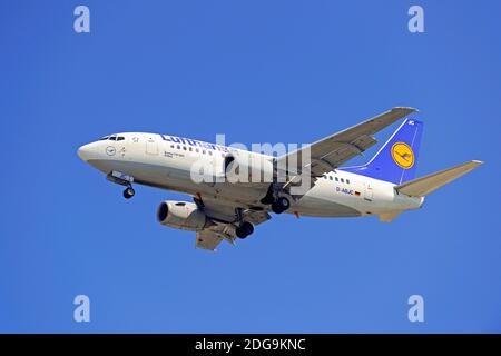 Boeing 737-500 der Lufthansa Stockfoto