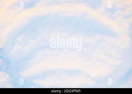 Hintergrund und Kopie Raum Bild von Schnee Textur in Sonnenlicht Stockfoto