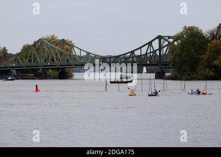 Glienicker Brücke, Potsdam (nur fuer redaktionelle Verwendung. Keine Werbung. Referenzdatenbank: http://www.360-berlin.de. © Jens Knappe. Bildquellen Stockfoto