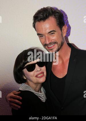 Sängerin Mireille Mathieu und Moderator Florian Silbereisen Stockfoto