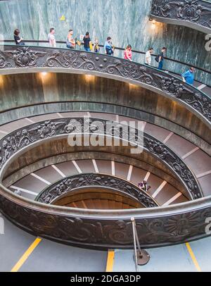 Treppe von Bramante im Vatikanischen Museum Stockfoto