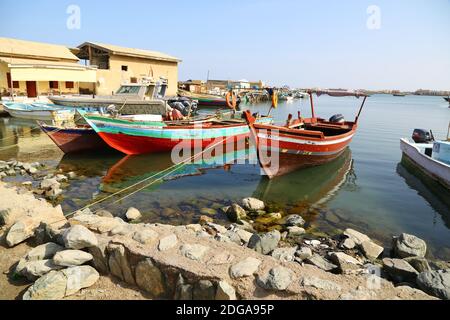 Das alte Schiff im Hafen Stockfoto