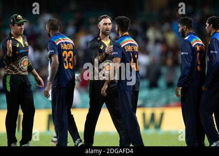 Sydney, Australien. Dezember 2020. Australien feiert den Sieg beim 3. Dettol ODI T20I Series Spiel zwischen Australien und Indien am Sydney Cricket Ground, Sydney, Australien am 8. Dezember 2020. Foto von Peter Dovgan. Nur redaktionelle Verwendung, Lizenz für kommerzielle Nutzung erforderlich. Keine Verwendung bei Wetten, Spielen oder Veröffentlichungen einzelner Vereine/Vereine/Spieler. Kredit: UK Sports Pics Ltd/Alamy Live Nachrichten Stockfoto