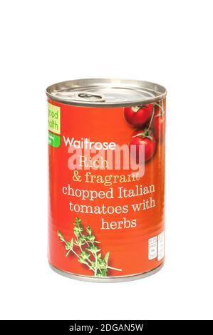 Isolierte Dose gehackte italienische Tomaten mit Kräutern - hergestellt von Waitrose, einer Tochtergesellschaft der John Lewis Partnership in Großbritannien Stockfoto