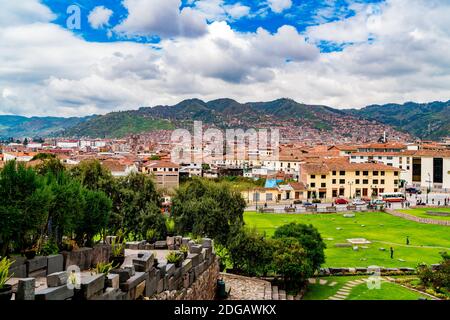 Blick auf die Stadt Cusco vom Kloster Santo Domingo in Peru Stockfoto