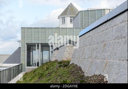 Blick auf die Tate St Ives Kunstgalerie in St Ives, Cornwall, England, Großbritannien Stockfoto