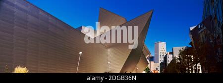 Kunstmuseum in einer Stadt, Denver Art Museum, Frederic C. Hamilton Building, Denver, Colorado, USA Stockfoto