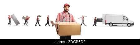 Umzugsunternehmen mit Arbeitern setzen Haushaltsgegenstände in einem weißen Van isoliert auf weißem Hintergrund Stockfoto