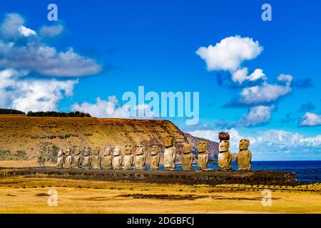 Moai in Ahu Tongariki im Rapa Nui National Park an Osterinsel Stockfoto