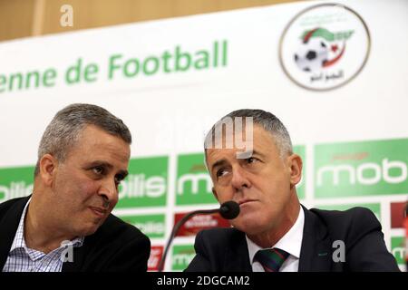 Der spanische Trainer Lucas Alcaraz nimmt am 19. April 2017 an einer Pressekonferenz in Algier, Algerien, Teil, nachdem er als neuer Cheftrainer für die algerische Fußballnationalmannschaft angekündigt wurde. Alcaraz hatte zuvor die spanischen Seiten Granada, Levante und Recreativo de Huelva trainiert. Foto von Bilral Bensalem/ABACAPRESS.COM Stockfoto