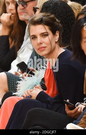 Charlotte Casiraghi besucht die Chanel Cruise 2017/2018 Collection im Grand Palais am 3. Mai 2017 in Paris, Frankreich. Foto von Laurent Zabulon/ABACAPRESS.COM Stockfoto