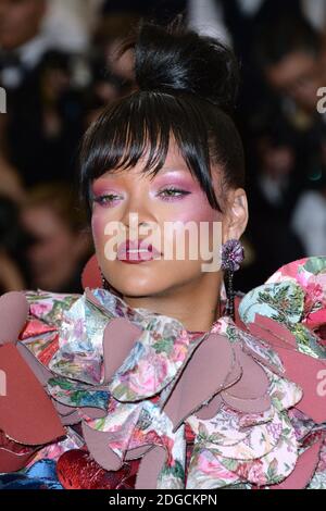 Rihanna besucht die Metropolitan Museum of Art Costume Institute Benefit Gala 2017, in New York, USA am 01. Mai 2017. Foto von Aurore Marechal/ABACAPRESS.COM Stockfoto