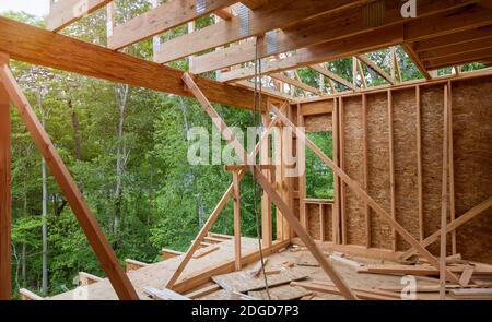 Der Neubau des Balkenbauhauses umrahmte den Boden Stockfoto