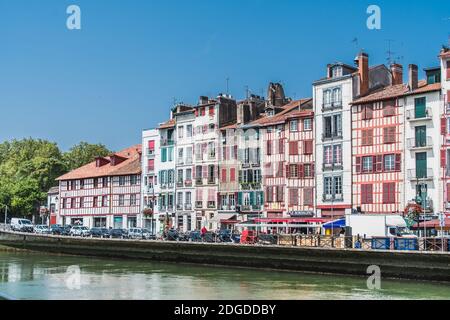 Historisches und kulturelles Stadtzentrum von Bayonne, Frankreich Stockfoto