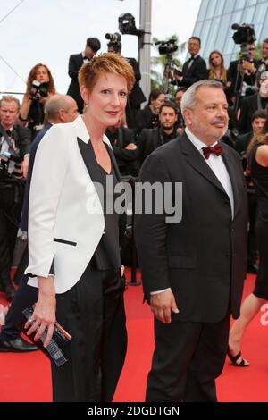 Natacha Polony und sein Mann Perico Legasse besuchen L’Amant Doppelvorführung während der 70. Jährlichen Filmfestspiele von Cannes im Palais des Festivals am 26. Mai 2017 in Cannes, Frankreich. Foto von David Boyer/ABACAPRESS.COM Stockfoto