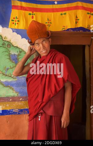 Portrait eines buddhistischen Mönchs, Kloster Stongdey, Zanskar, Ladakh, Nordindien, etwa 18Êkm nördlich von Padum. Die Gompa wurde in 1052CE gegründet. Auch bekannt als Thongde oder Stonde Gompa. Stockfoto