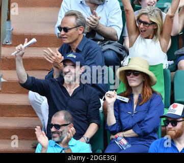 Schauspieler Gilles Cohen und seine Frau Karine, Bruno Solo und seine Frau besuchen die French Tennis Open am 31. Mai 2017 in Roland Garros in Paris, Frankreich. Foto von Laurent Zabulon/ABACAPRESS.COM Stockfoto