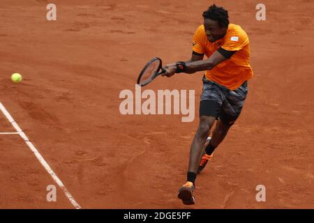 Der Franzose Gael Monfils spielt am 4. Juni 2017 die 1/8 der Finalrunde der French Tennis Open 2017 in Paris, Frankreich. Foto von Henri Szwarc/ABACAPRESS.COM Stockfoto