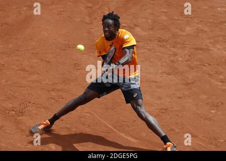 Der Franzose Gael Monfils spielt am 4. Juni 2017 die 1/8 der Finalrunde der French Tennis Open 2017 in Paris, Frankreich. Foto von Henri Szwarc/ABACAPRESS.COM Stockfoto