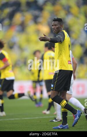 Michael Olunga (14) von Kashiwa Reysol während des 2020 J.LEAGUE Division 1 Fußballmatches zwischen Kashiwa Reysol 0-1 Nagoya Grampus im Sankyo Frontier Kashiwa Stadium am 5. Dezember 2020 in Kashiwa, Chiba, Japan. Quelle: FAR EAST PRESS/AFLO/Alamy Live News Stockfoto