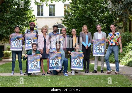 The Dizzy Brains (Eddy Andrianarisoa), FeFe, Valerie Pecresse, Mc Solaar, Luc Barruet, Lucas Ninez La Femme, Broken Back, Sebastien Folin, Clemence Quelennec lors de la Conference de Presse du 19eme Festival Solidays, Paris, France, le 8 juin 2017. Foto Vincent Gramain/ABACAPRESS.COM Stockfoto