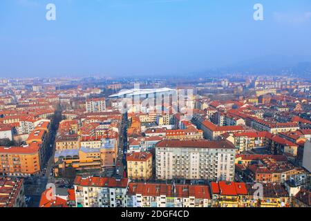 Torino Dächer Luftbild . Panoramablick auf die italienische Stadt Stockfoto