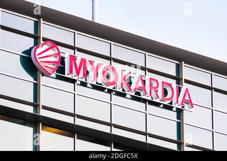 Sep 21, 2020 South San Francisco / CA / USA - MyoKardia Logo am Hauptsitz im Silicon Valley; MyoKardia, Inc., ein kardiologisches Unternehmen, wurde Acqui Stockfoto