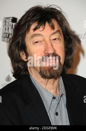 Trevor Nunn bei der Ankunft für die South Bank Sky Arts Awards im Dorchester Hotel, London. Stockfoto