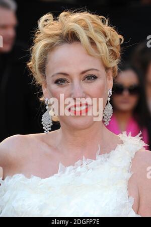 Virginia Madsen bei der Ankunft für die 83. Academy Awards im Kodak Theater, Los Angeles. Stockfoto