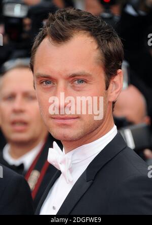 Jude Law während der Premiere von "Midnight in Paris" im Rahmen der 64. Internationalen Filmfestspiele von Cannes, dem Palais des Festivales in Cannes, Frankreich. Stockfoto