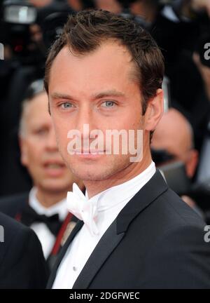 Jude Law während der Premiere von "Midnight in Paris" im Rahmen der 64. Internationalen Filmfestspiele von Cannes, dem Palais des Festivales in Cannes, Frankreich. Stockfoto