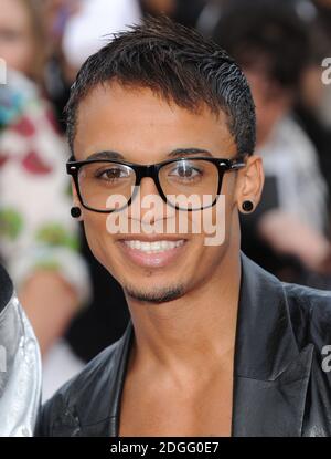 Aston Merrygold von der Boy-Band JLS bei der Ankunft für die National Movie Awards 2011 in der Wembley Arena, London. Stockfoto