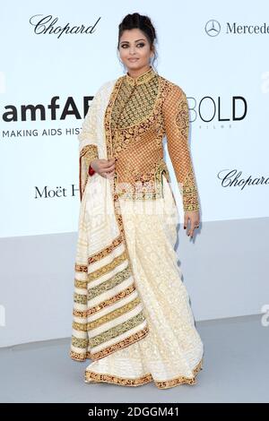 Aishwarya Rai Bachchan kommt bei der amfAR Cinema Against AIDS Gala, Hotel du Cap, Eden Rock an. Teil der 65. Filmfestspiele von Cannes. Stockfoto