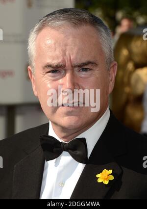 Huw Edwards bei der Ankunft bei den BAFTA Television Awards 2012, Royal Festival Hall, London. Stockfoto