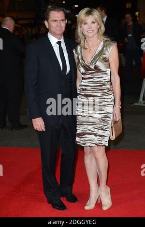 Grant Bovey und Anthea Turner bei der 56. BFI London Film Festival Gala Screening von Crossfire Hurricanes, Odeon Cinema, Leicester Square, London. Stockfoto