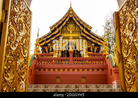 Architektur in Wat Phra, dass Doi Phra Chan auf der Spitze eines Berges Stockfoto