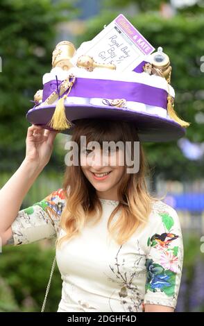 Rennfahrerin Gabriele Dirvanauskas beim Ladies Day im Royal Ascot 2013, Ascot Racecourse, Berkshire. Stockfoto