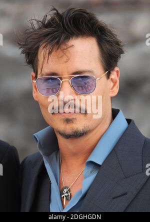 Johnny Depp bei der Premiere von The Lone Ranger, Odeon Cinema, Leicester Square, London. Stockfoto