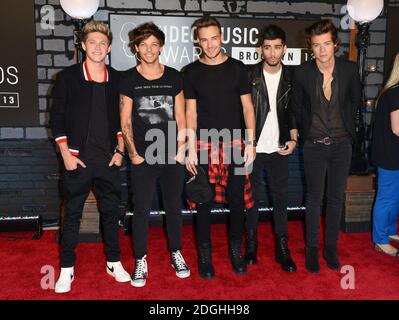 Zayn Malik, Harry Styles, Louis Tomlinson, Liam Payne, Niall Horan von One Direction Ankunft bei den MTV Video Music Awards 2013, The Barclay Center, Brooklyn, New York. Stockfoto