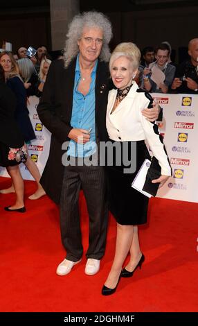 Brian May und Anita Dobson bei der Ankunft bei den Pride of Britain Awards 2013, The Grosvenor House Hotel, London. Stockfoto