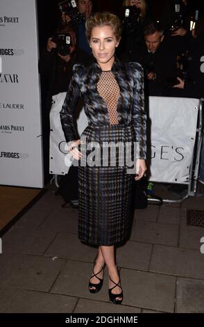 Mollie King bei der Ankunft bei den Harper's Bazaar Women of the Year Awards im Claridge's Hotel, London. Stockfoto