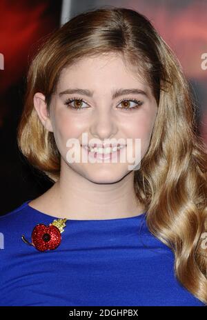 Willow Shields nimmt an einer Fotostelle für 'The Hunger Games: Catching Fire' in London Teil. Stockfoto