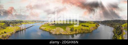 Neuseeländische Landschaft Luftaufnahme bei Sonnenuntergang Stockfoto